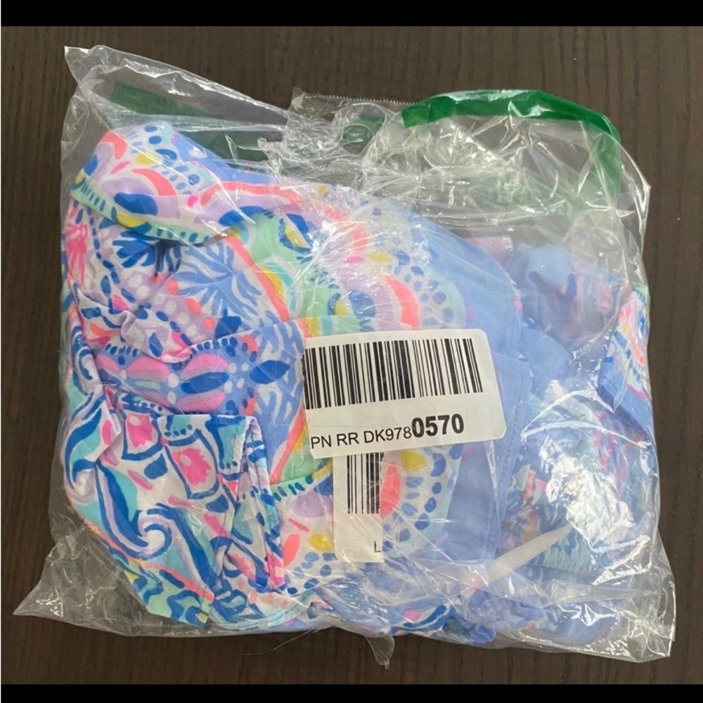 LILLY PULITZER SIZE XS
FAWNA OFF-THE-SHOULDER DRESS *SEASIDE SHINDIG* - Picture 4 of 5